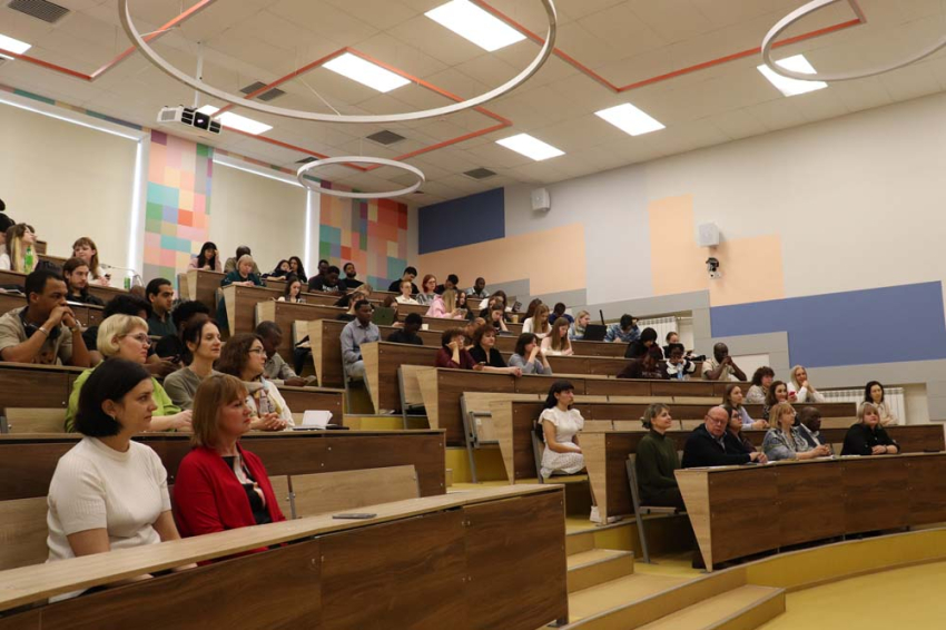 События НИУ «БелГУ» в общественно-гуманитарной профшколе ниу «белгу» прошла масштабная дизайн-сессия 