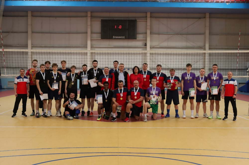 События НИУ «БелГУ» в ниу «белгу» завершился кубок отдела развития физической культуры и спорта по волейболу среди мужских команд