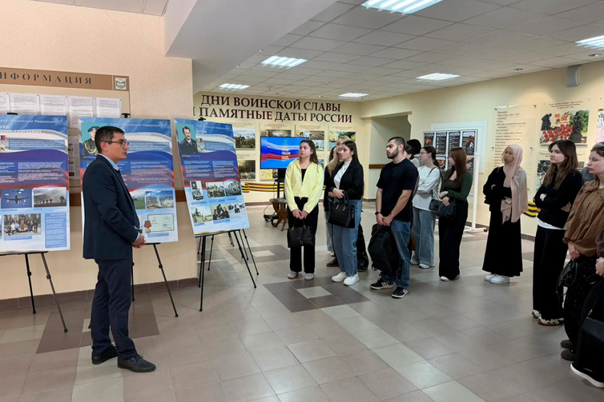 События НИУ «БелГУ» в белгородском госуниверситете состоялась презентация передвижной выставки «герои россии – сыны земли белгородской»
